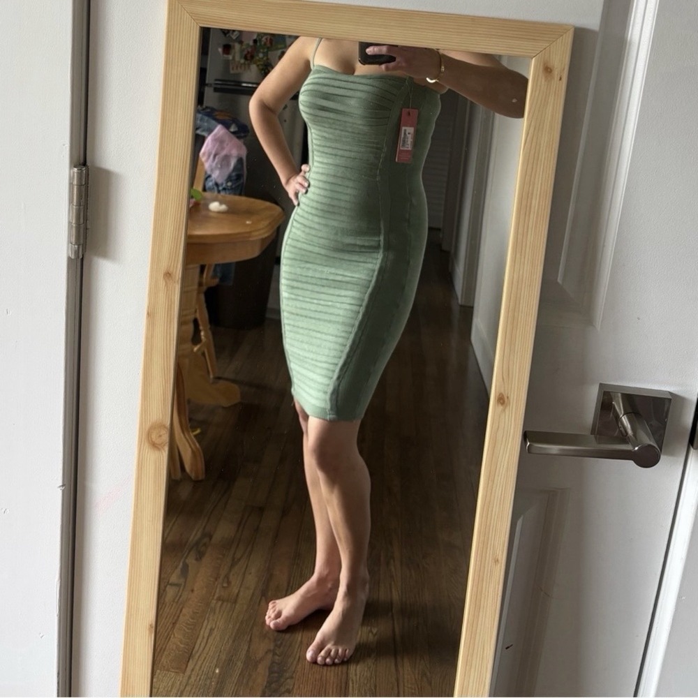 Dress Women's Size M Elegant Mint Green Strappy Knitting